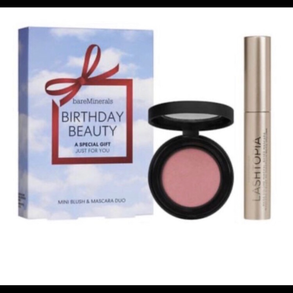 🆕💕Bare Minerals Set💕🆕 ✨TWO ITEMS✨$38 Value